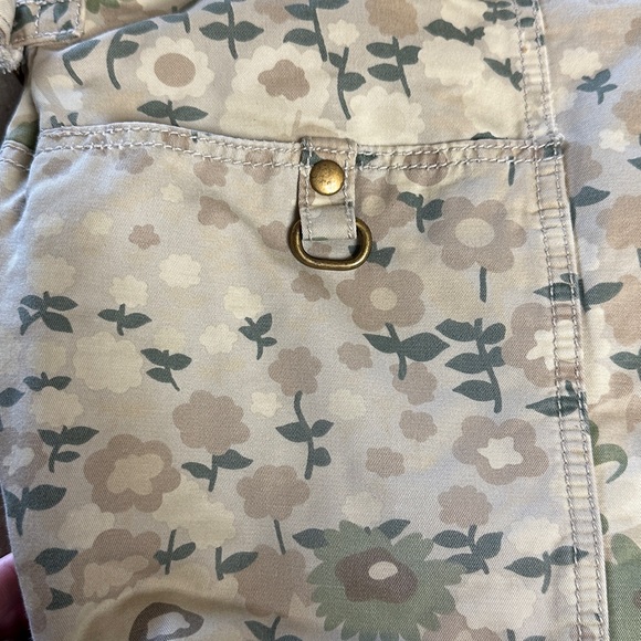 GAP Canvas Bag Flower Pattern With Lots of Pockets - Picture 5 of 13